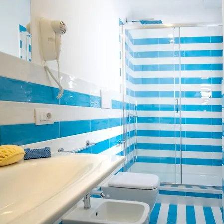 Deluxe In Centre Sorrento